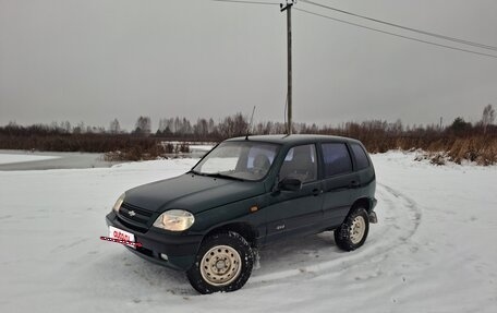 Chevrolet Niva I рестайлинг, 2004 год, 310 000 рублей, 3 фотография