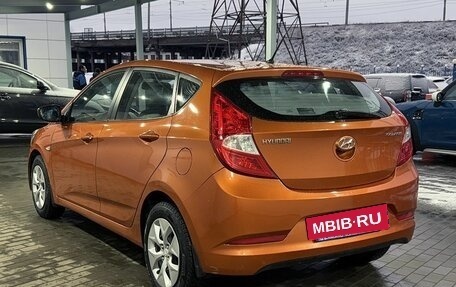 Hyundai Solaris II рестайлинг, 2015 год, 979 000 рублей, 3 фотография