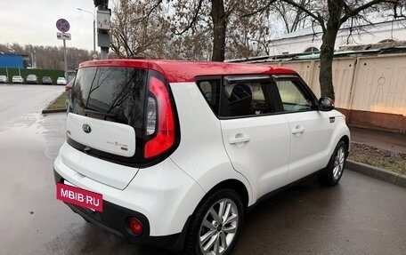 KIA Soul II рестайлинг, 2017 год, 1 400 000 рублей, 5 фотография