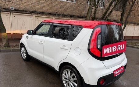 KIA Soul II рестайлинг, 2017 год, 1 400 000 рублей, 7 фотография