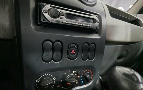 Renault Logan I, 2013 год, 350 000 рублей, 15 фотография