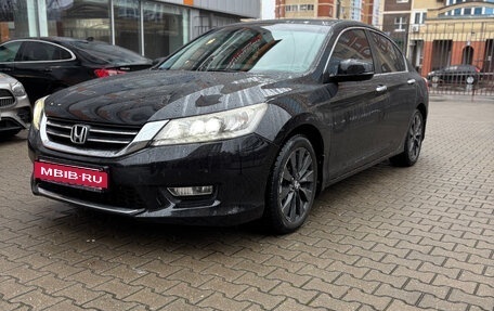 Honda Accord IX рестайлинг, 2013 год, 1 650 000 рублей, 3 фотография