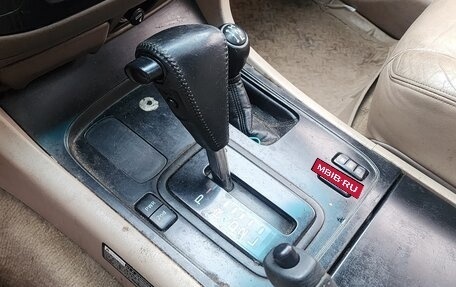 Toyota Land Cruiser 100 рестайлинг 2, 2000 год, 950 000 рублей, 5 фотография