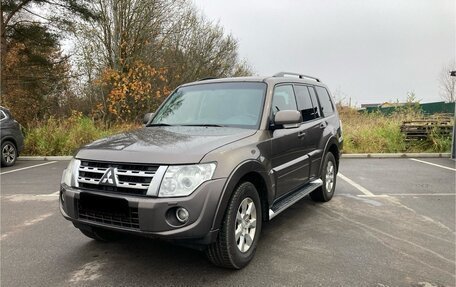 Mitsubishi Pajero IV, 2014 год, 2 600 000 рублей, 1 фотография