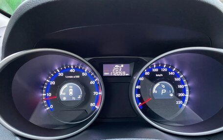 Hyundai ix35 I рестайлинг, 2012 год, 1 400 000 рублей, 29 фотография