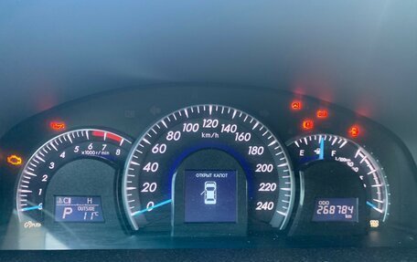 Toyota Camry, 2011 год, 840 000 рублей, 6 фотография