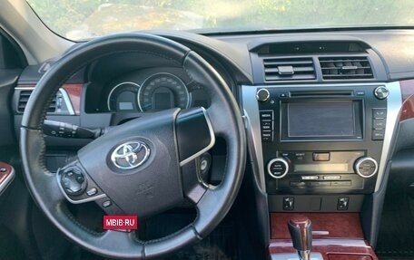 Toyota Camry, 2011 год, 840 000 рублей, 5 фотография