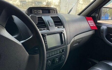 ЛуАЗ Patriot, 2012 год, 845 000 рублей, 14 фотография