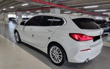 BMW 1 серия, 2021 год, 2 625 000 рублей, 4 фотография