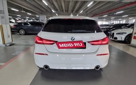 BMW 1 серия, 2021 год, 2 625 000 рублей, 5 фотография