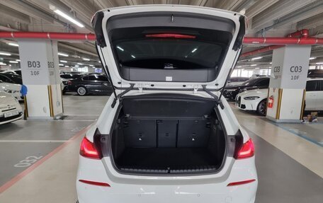 BMW 1 серия, 2021 год, 2 625 000 рублей, 18 фотография