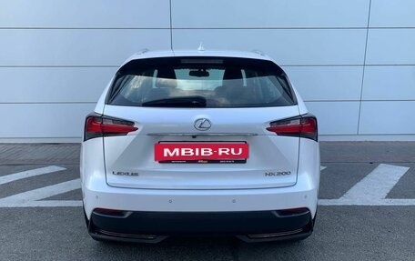 Lexus NX I, 2016 год, 2 530 000 рублей, 10 фотография