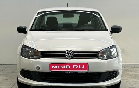 Volkswagen Polo VI (EU Market), 2013 год, 750 000 рублей, 2 фотография