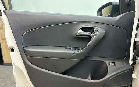 Volkswagen Polo VI (EU Market), 2013 год, 750 000 рублей, 17 фотография