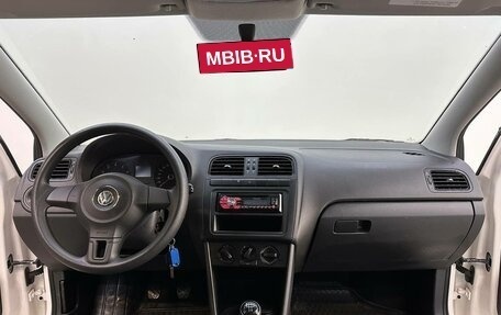 Volkswagen Polo VI (EU Market), 2013 год, 750 000 рублей, 9 фотография