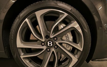 Bentley Continental GT, 2024 год, 45 000 000 рублей, 10 фотография