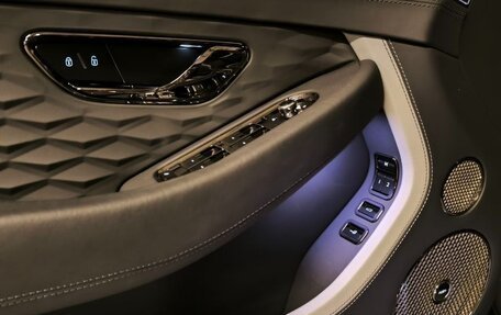 Bentley Continental GT, 2024 год, 45 000 000 рублей, 14 фотография