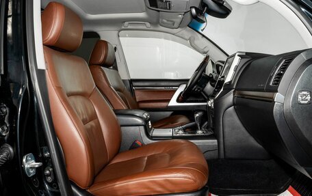 Toyota Land Cruiser 200, 2016 год, 5 900 000 рублей, 5 фотография