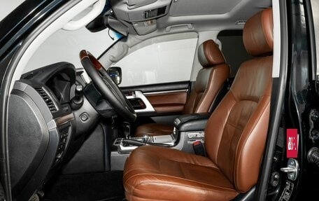 Toyota Land Cruiser 200, 2016 год, 5 900 000 рублей, 6 фотография