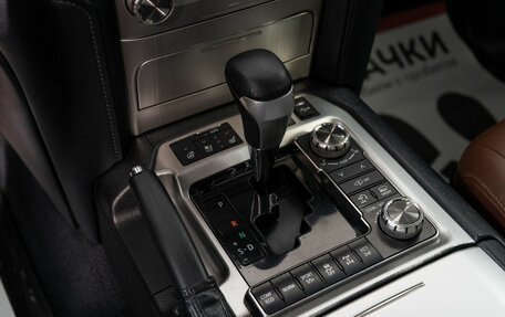 Toyota Land Cruiser 200, 2016 год, 5 900 000 рублей, 13 фотография