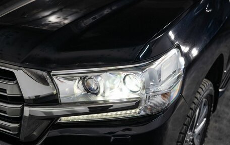 Toyota Land Cruiser 200, 2016 год, 5 900 000 рублей, 21 фотография