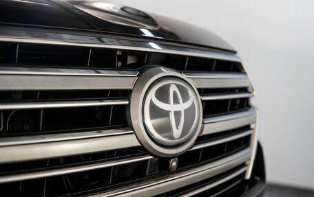 Toyota Land Cruiser 200, 2016 год, 5 900 000 рублей, 23 фотография