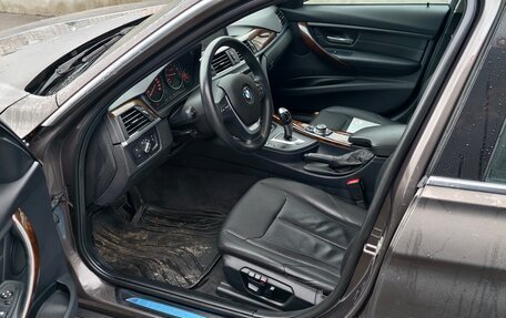 BMW 3 серия, 2012 год, 2 600 000 рублей, 6 фотография