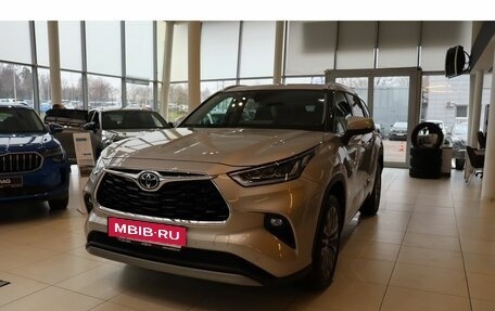 Toyota Highlander, 2025 год, 5 800 000 рублей, 6 фотография