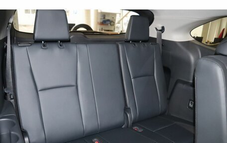 Toyota Highlander, 2025 год, 5 800 000 рублей, 13 фотография