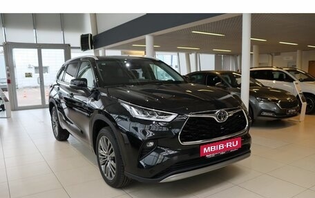 Toyota Highlander, 2025 год, 5 800 000 рублей, 3 фотография