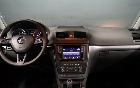 Skoda Yeti I рестайлинг, 2017 год, 1 570 000 рублей, 19 фотография