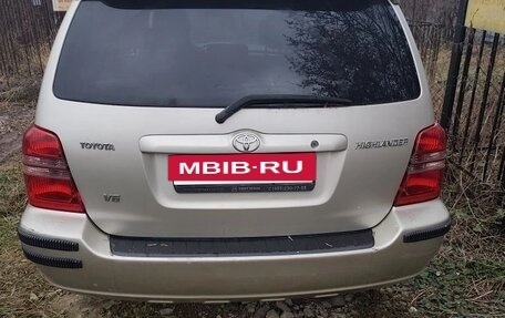 Toyota Highlander III, 2001 год, 855 000 рублей, 3 фотография