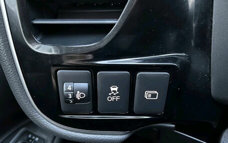 Mitsubishi Outlander III рестайлинг 3, 2021 год, 2 360 000 рублей, 16 фотография