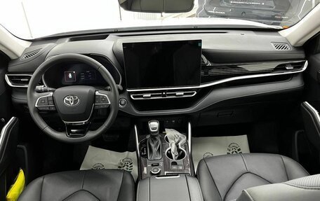 Toyota Highlander, 2025 год, 5 790 000 рублей, 16 фотография