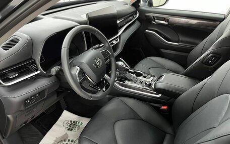 Toyota Highlander, 2025 год, 5 790 000 рублей, 36 фотография