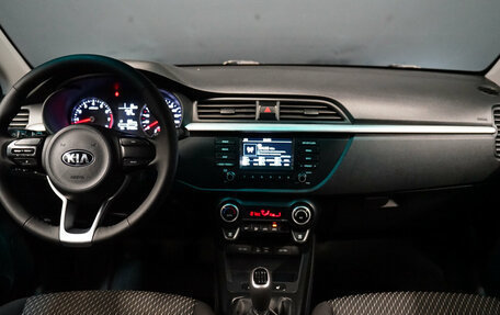 KIA Rio IV, 2018 год, 1 330 000 рублей, 18 фотография