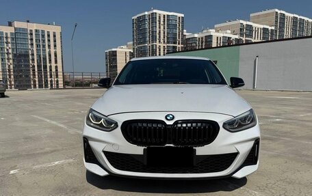 BMW 1 серия, 2021 год, 1 830 000 рублей, 1 фотография