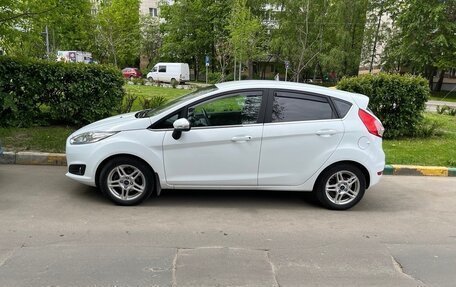 Ford Fiesta, 2015 год, 950 000 рублей, 2 фотография