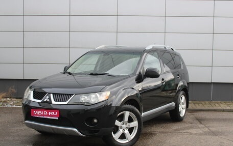 Mitsubishi Outlander III рестайлинг 3, 2007 год, 895 000 рублей, 1 фотография