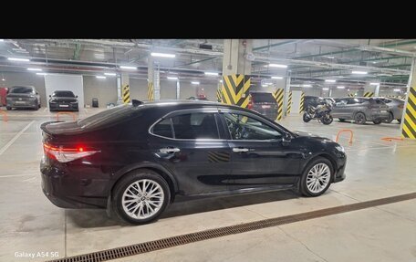 Toyota Camry, 2018 год, 2 200 000 рублей, 2 фотография