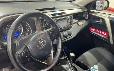 Toyota RAV4, 2013 год, 1 530 000 рублей, 6 фотография
