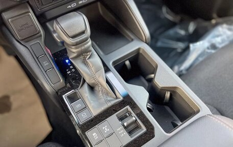 Toyota Land Cruiser Prado, 2025 год, 8 150 000 рублей, 18 фотография