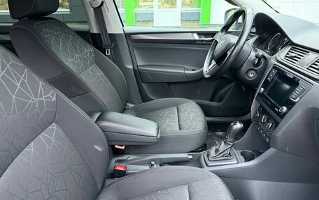 Skoda Rapid I, 2019 год, 1 599 000 рублей, 10 фотография