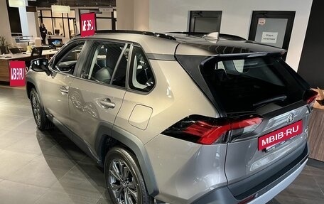 Toyota RAV4, 2025 год, 4 540 000 рублей, 6 фотография