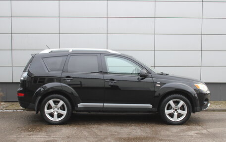 Mitsubishi Outlander III рестайлинг 3, 2007 год, 895 000 рублей, 4 фотография