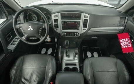 Mitsubishi Pajero IV, 2011 год, 1 948 000 рублей, 18 фотография