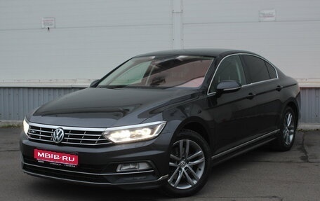 Volkswagen Passat B8 рестайлинг, 2017 год, 1 820 000 рублей, 1 фотография