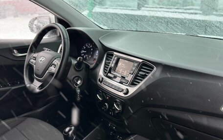 Hyundai Solaris II рестайлинг, 2018 год, 1 199 000 рублей, 12 фотография