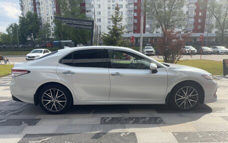 Toyota Camry, 2021 год, 4 100 000 рублей, 10 фотография