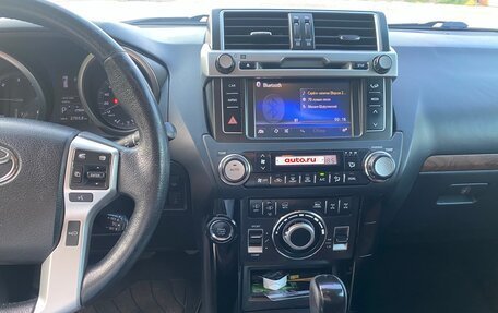 Toyota Land Cruiser Prado 150 рестайлинг 2, 2017 год, 3 900 000 рублей, 8 фотография